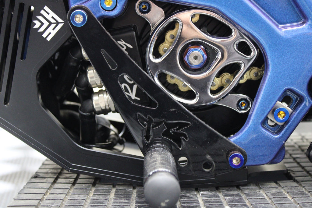 Surron LBX Shiftlock -  black/chrome available